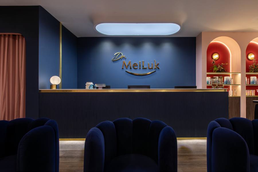 Reception desk at Dr MeiLuk by L&M Dental Clinic